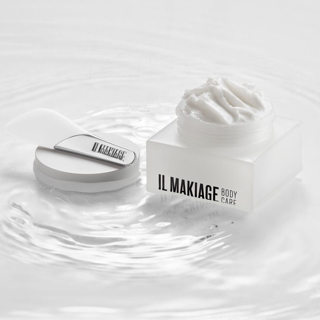 IL Makiage High Profile Neck Treatment