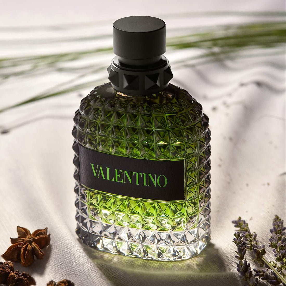 Valentino Uomo Born In Roma Green Stravaganza by Valentino for Men - 3.4 oz EDT Spray