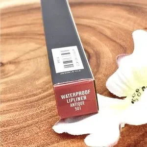 IL Makiage WATERPROOF  LONG-LASTING CREAMY LIP PENCIL/LINER  - Antique 501